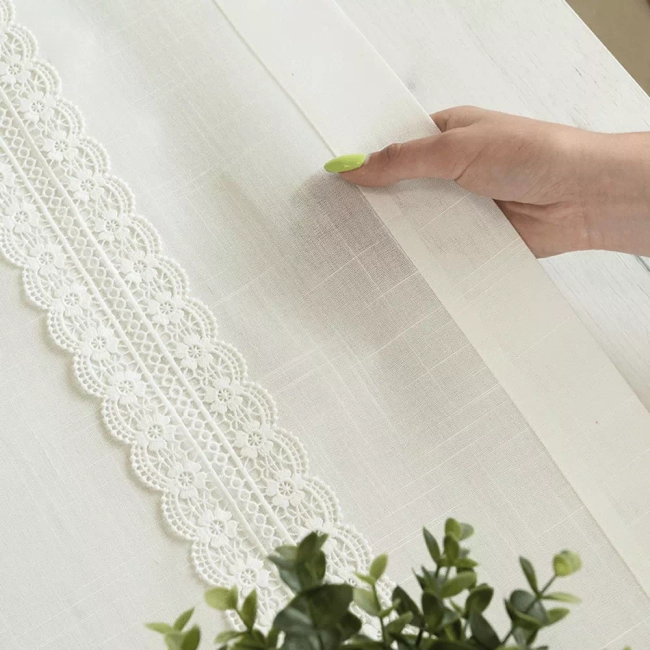 biały elegancki bieżnik na stół z koronką 35x140